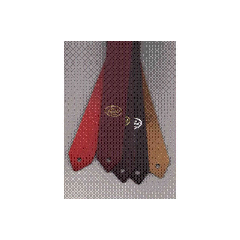 Pearse skinny strap 28,00 €